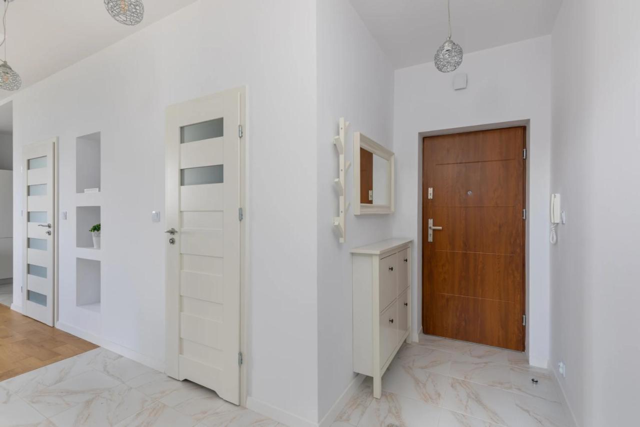 Przestronny Apartament Z Widokiem Na Miasto W Warszawie Varsovia Exterior foto